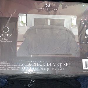 Grey Queen Duvet